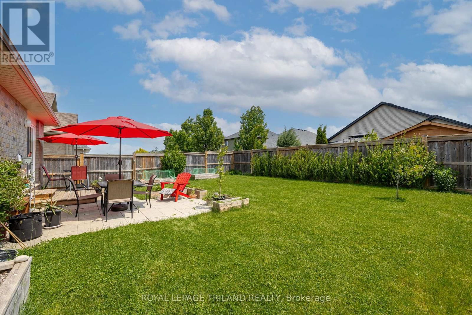 31 ACORN TRAIL Image 34