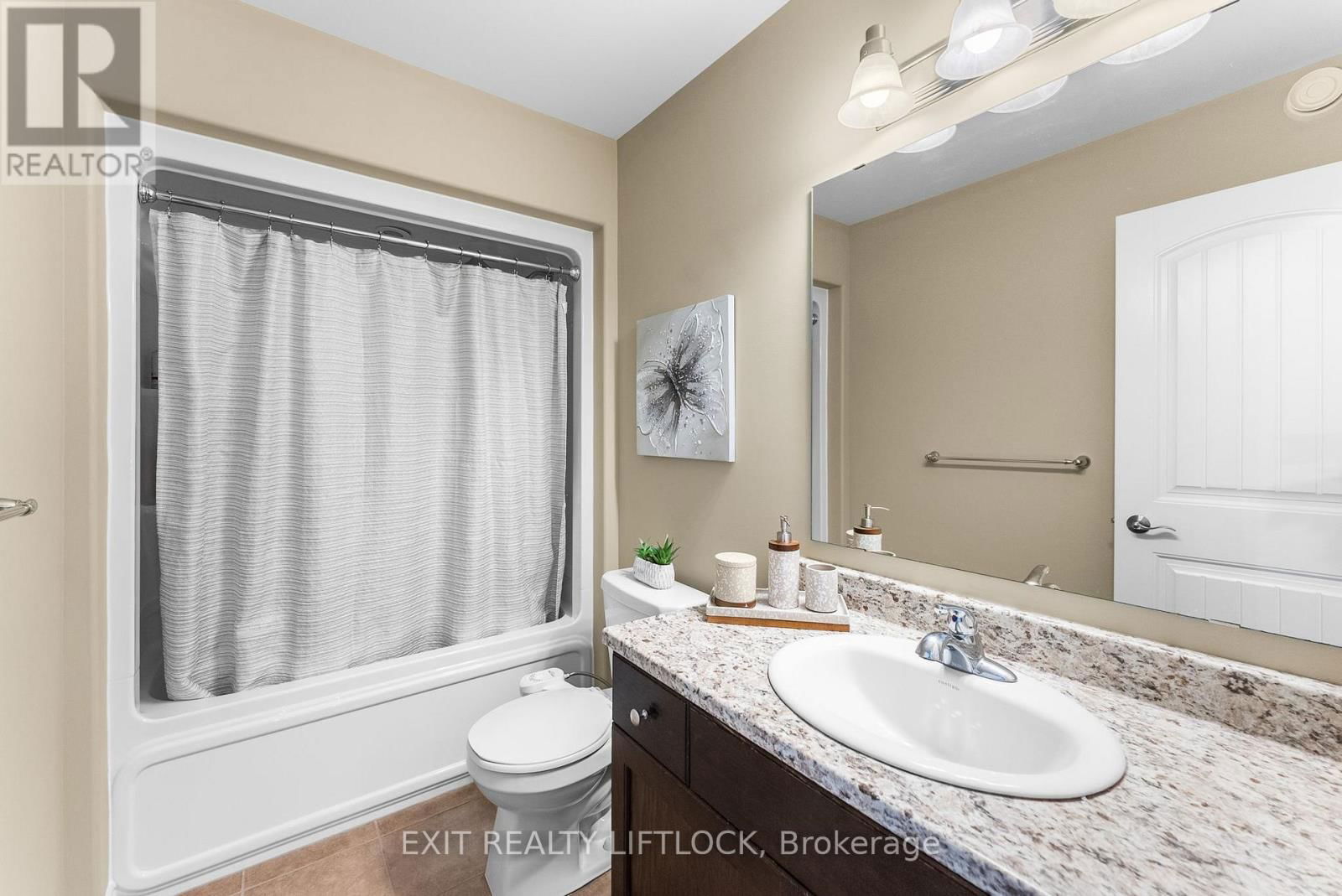 182 CHANDLER CRESCENT Image 23