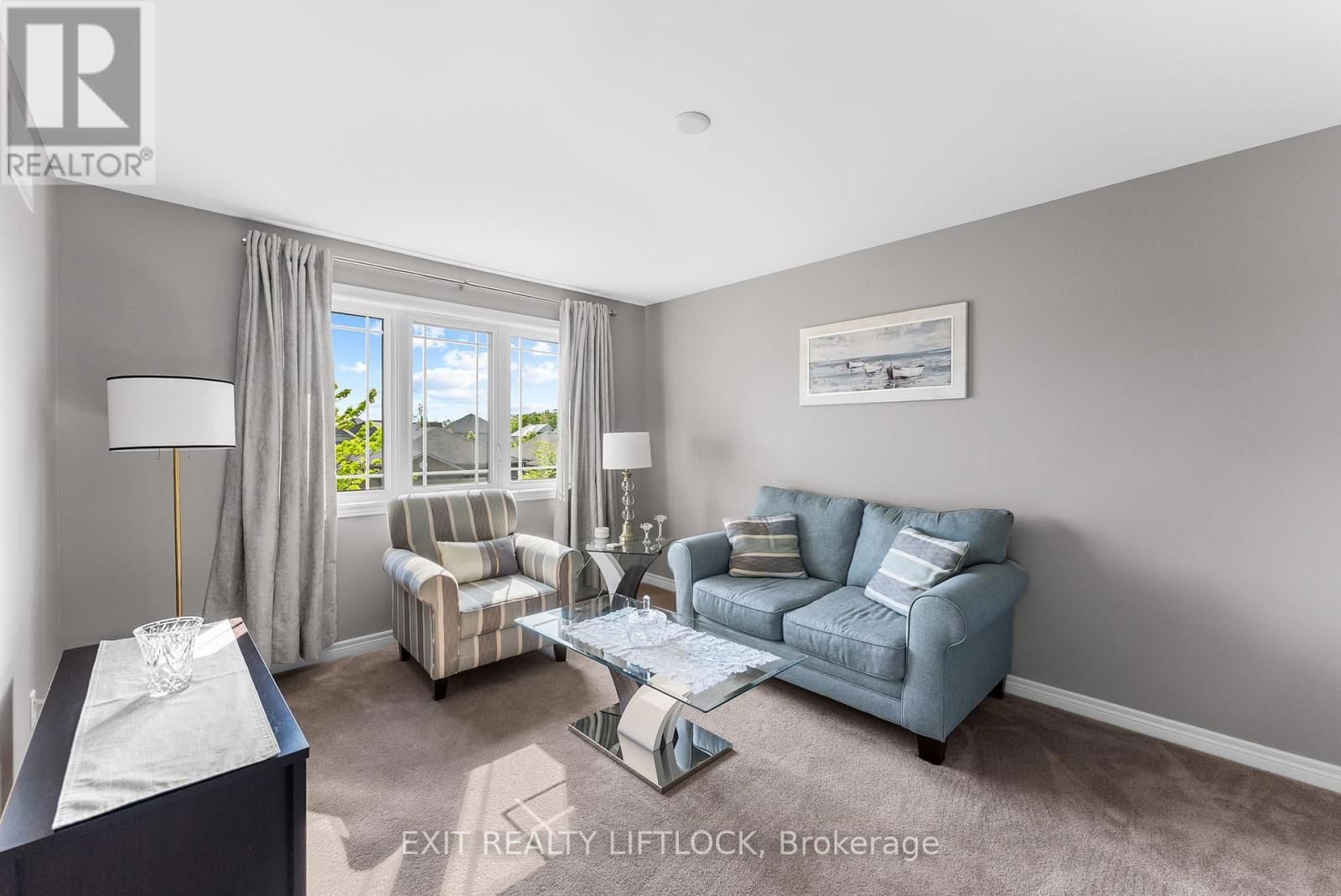 182 CHANDLER CRESCENT Image 25