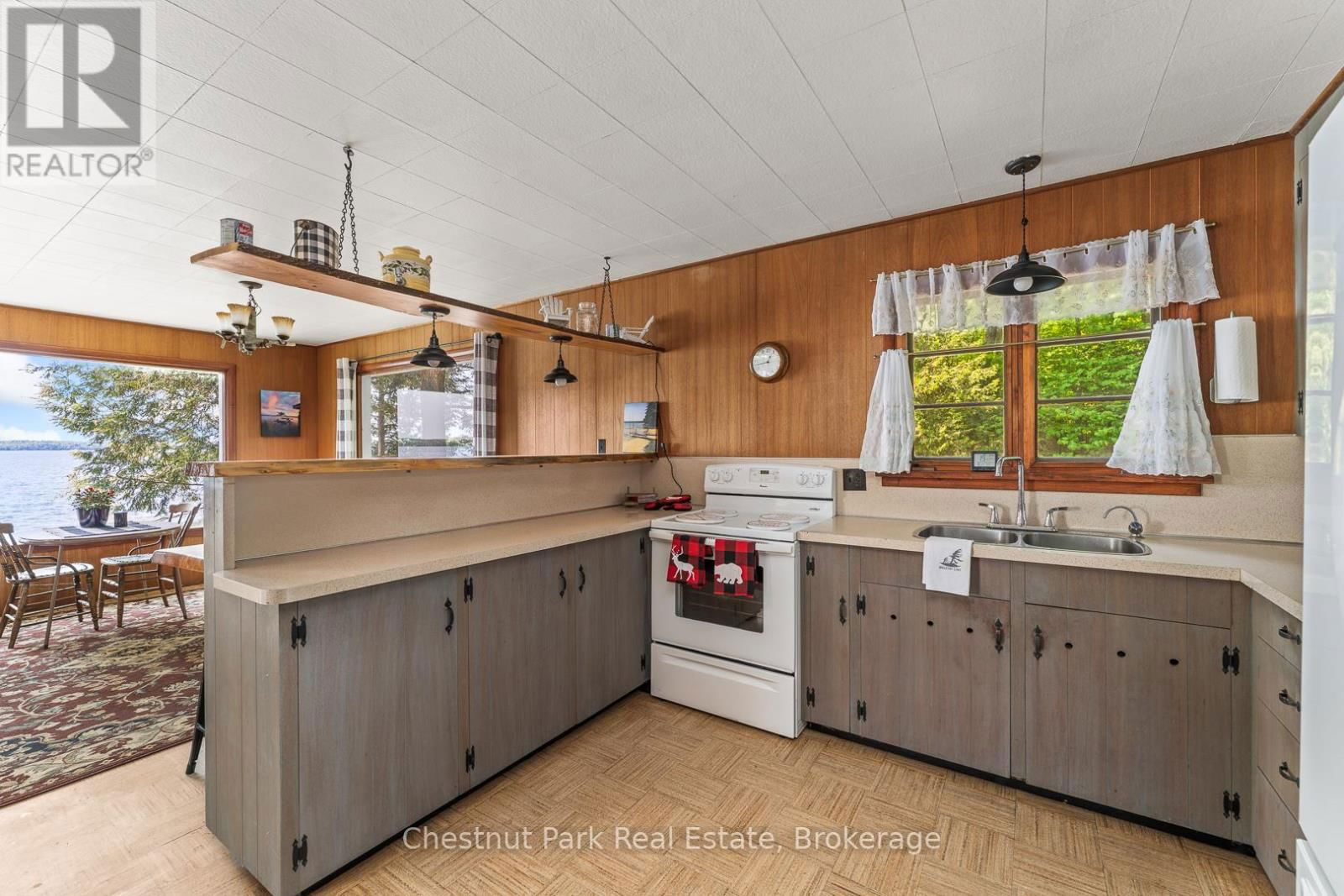 199 LONG POINT ROAD Image 15