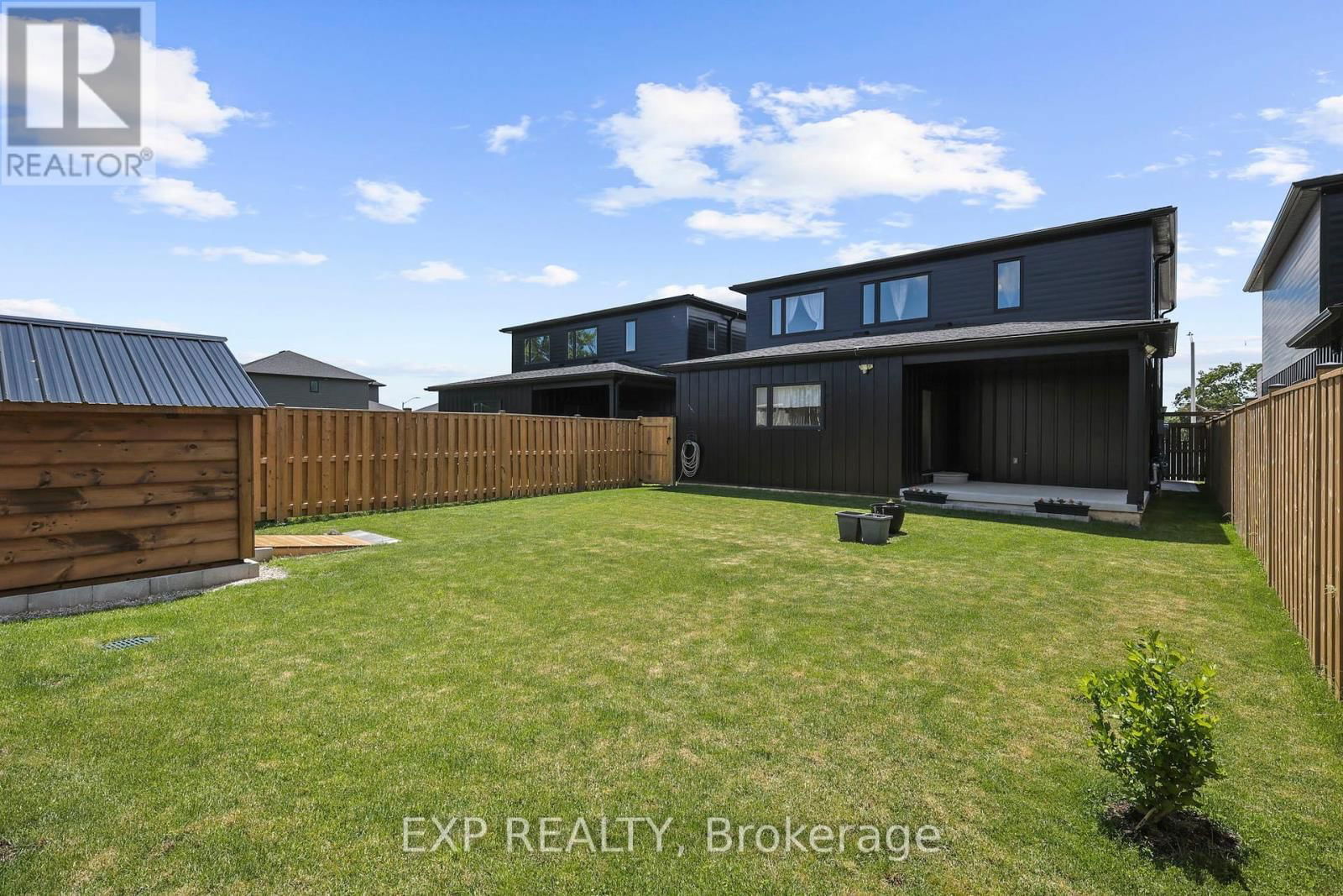 117 CHURCHILL PARK ROAD Image 39