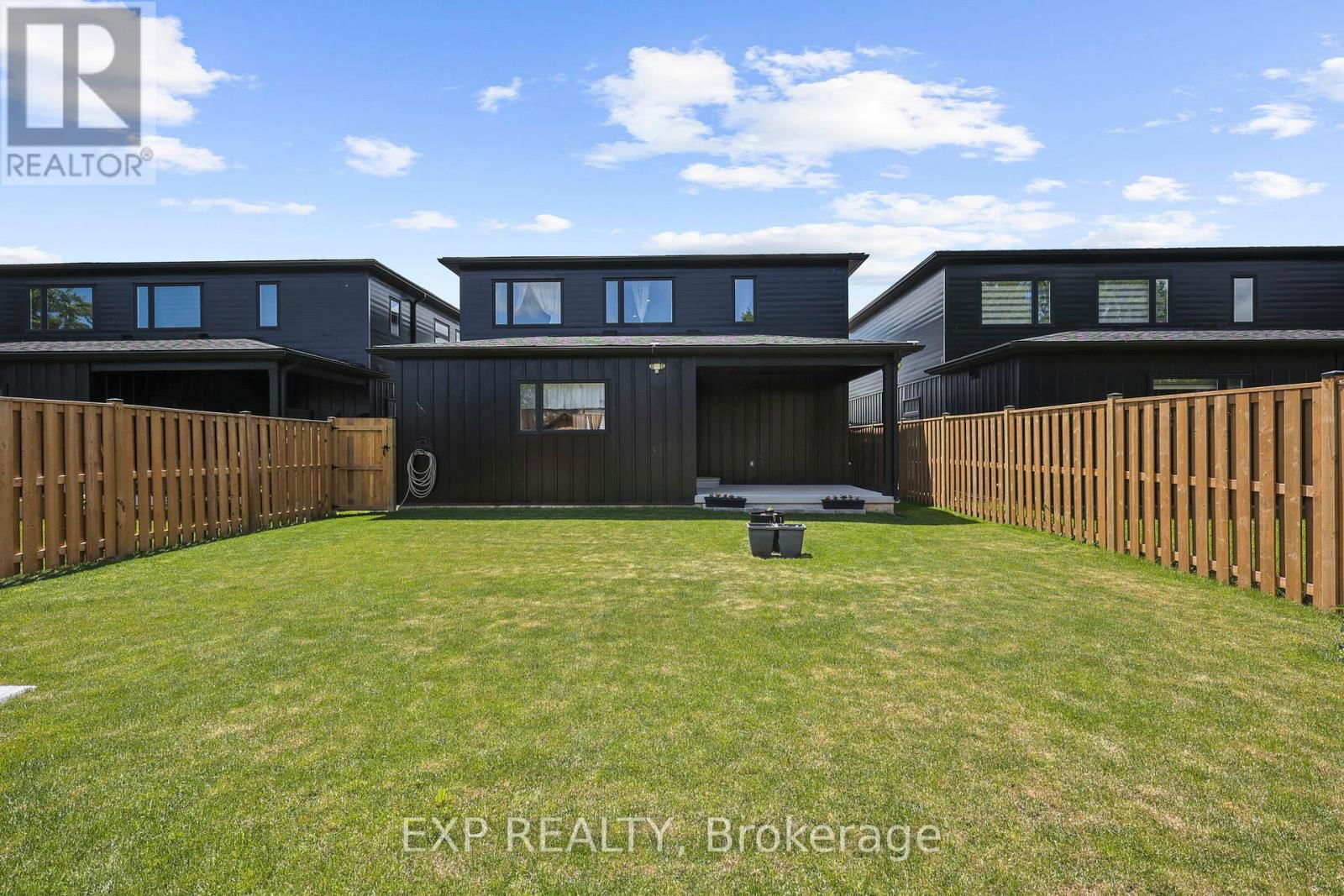117 CHURCHILL PARK ROAD Image 41