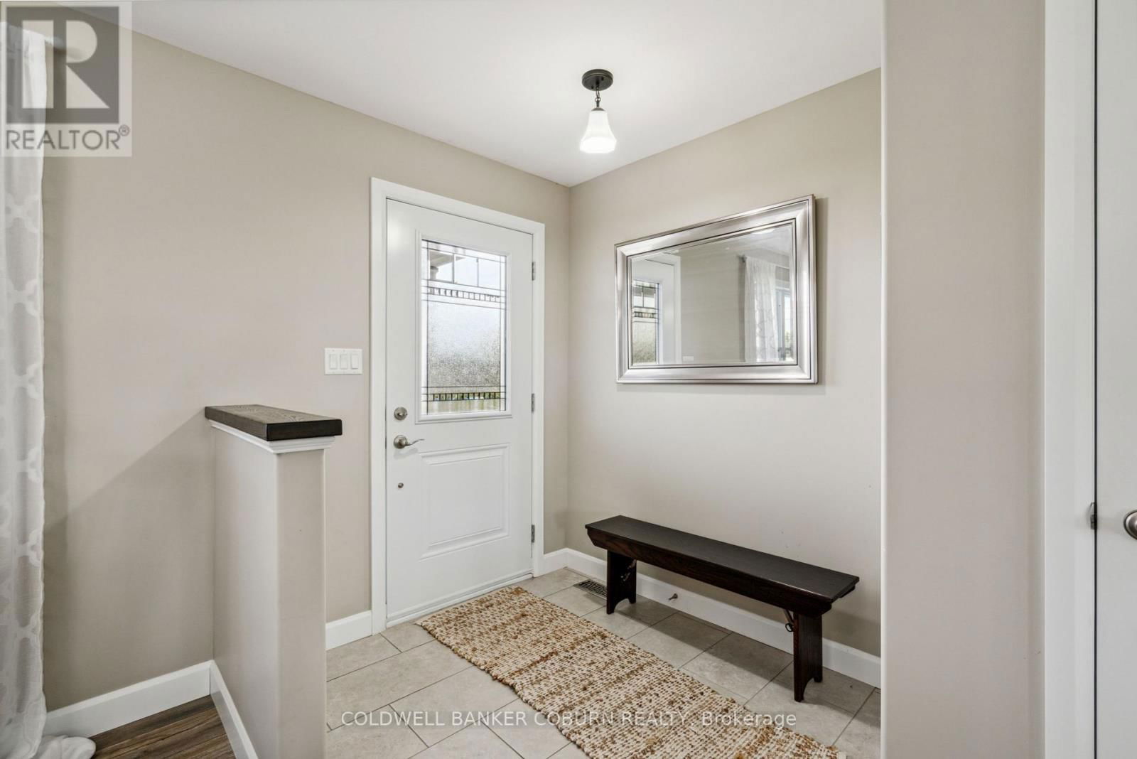3 RACHELLE CRESCENT Image 4