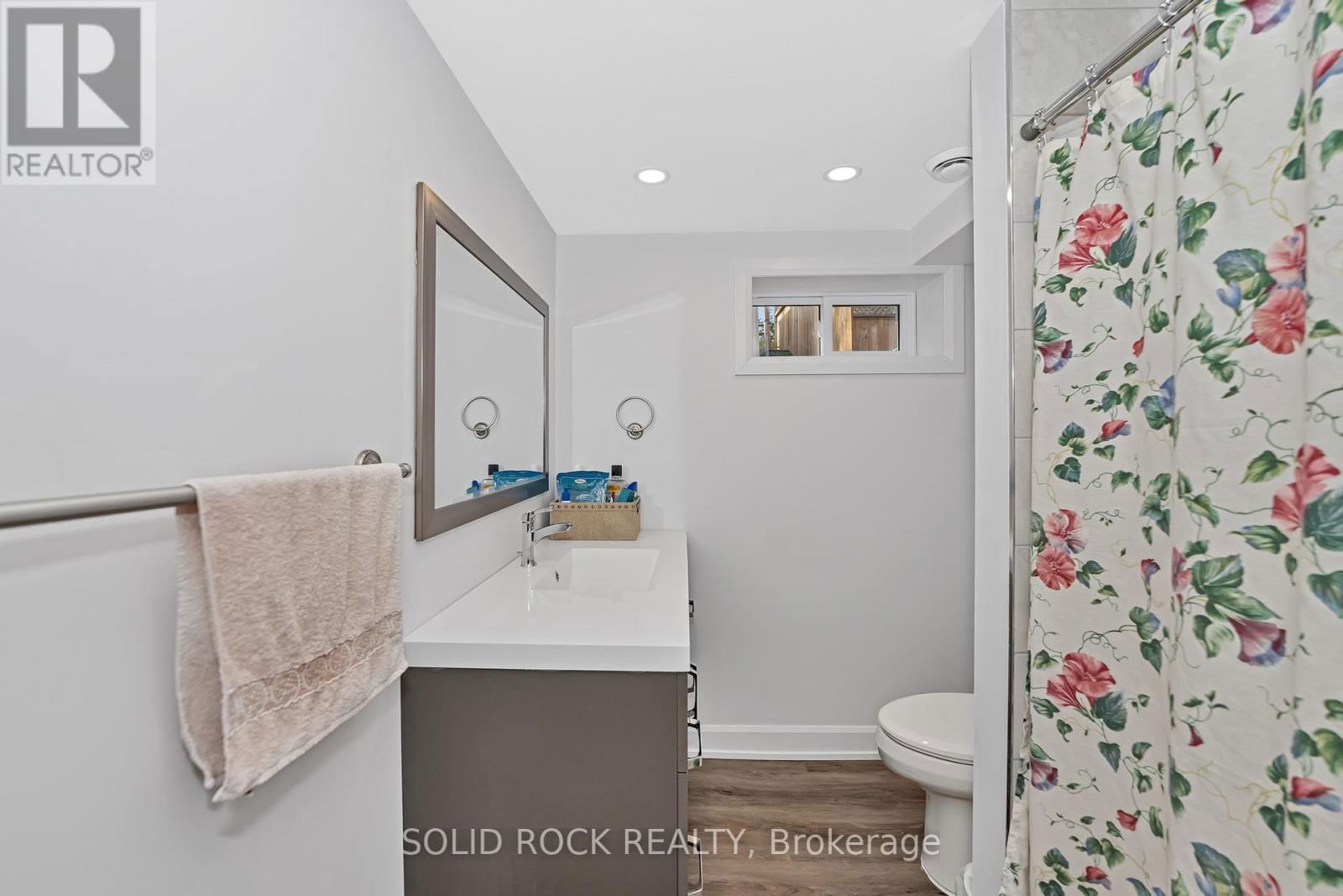 1229 ERINDALE DRIVE Image 27