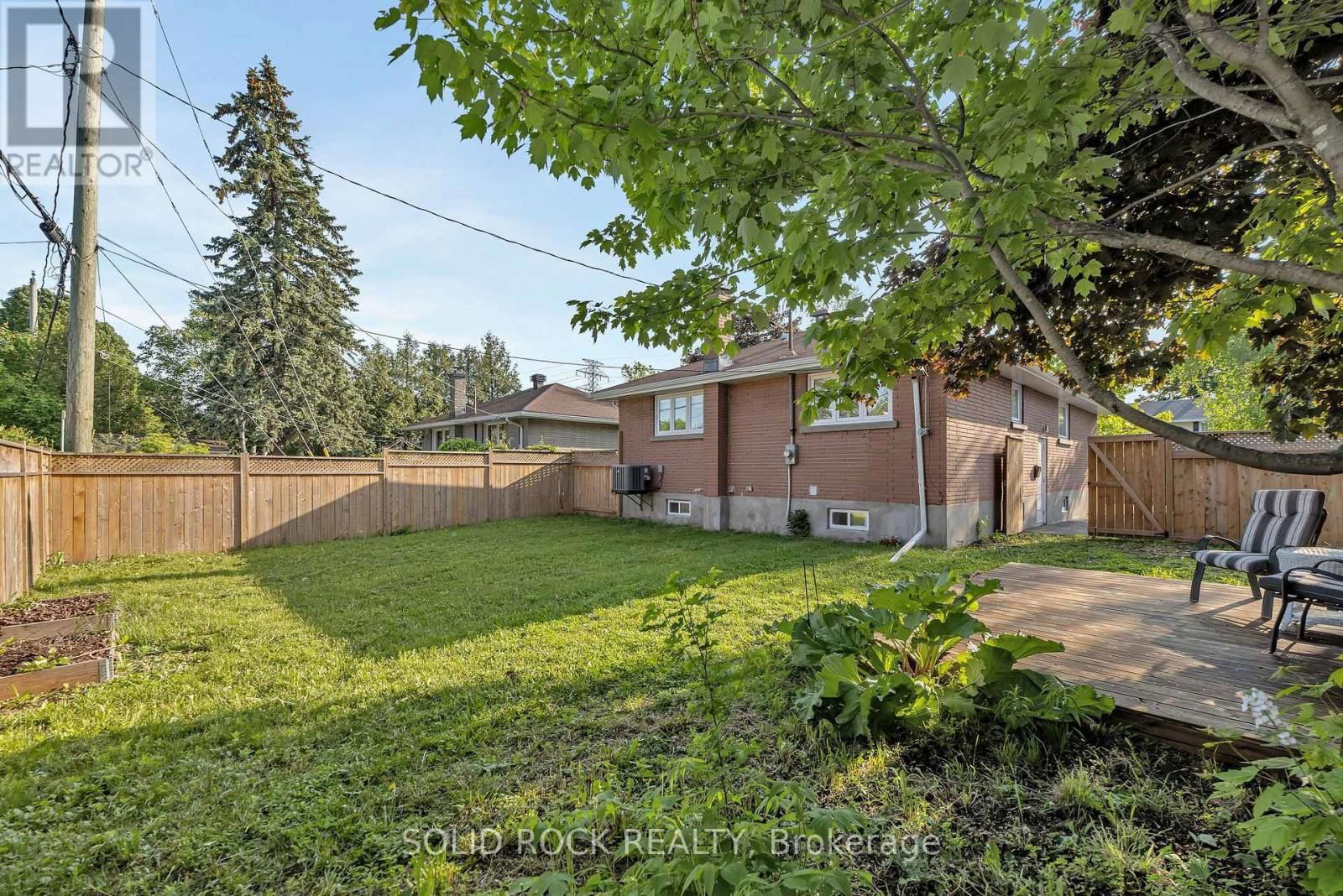 1229 ERINDALE DRIVE Image 37