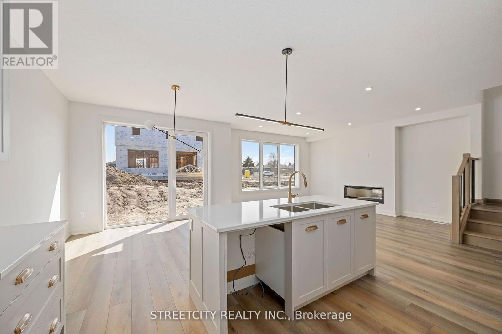 53 LUCAS ROAD Image 12