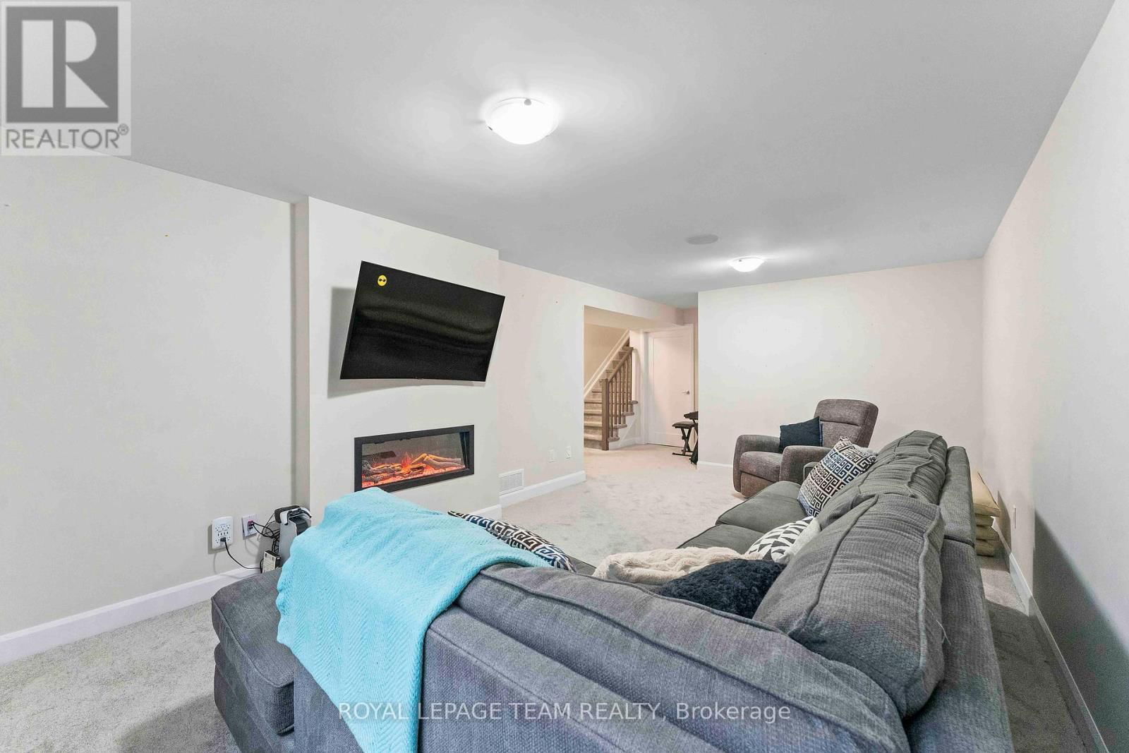 325 COSANTI DRIVE Image 35