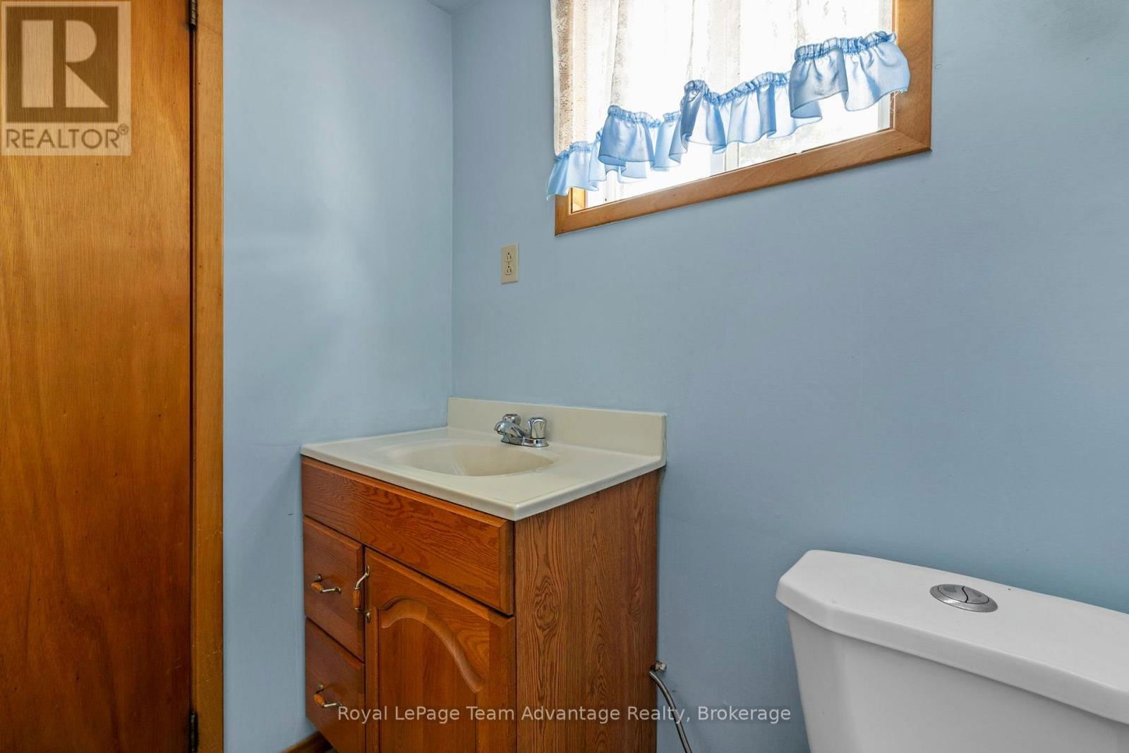 395 HIGH STREET Image 21