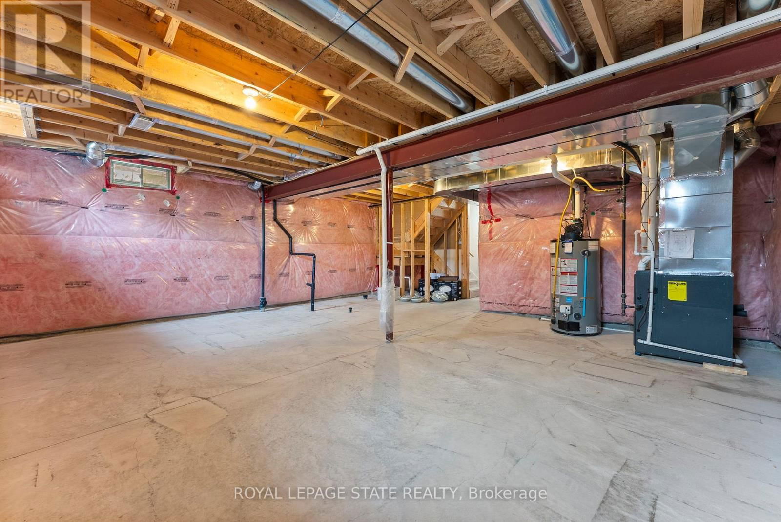 68 DODMAN CRESCENT Image 32