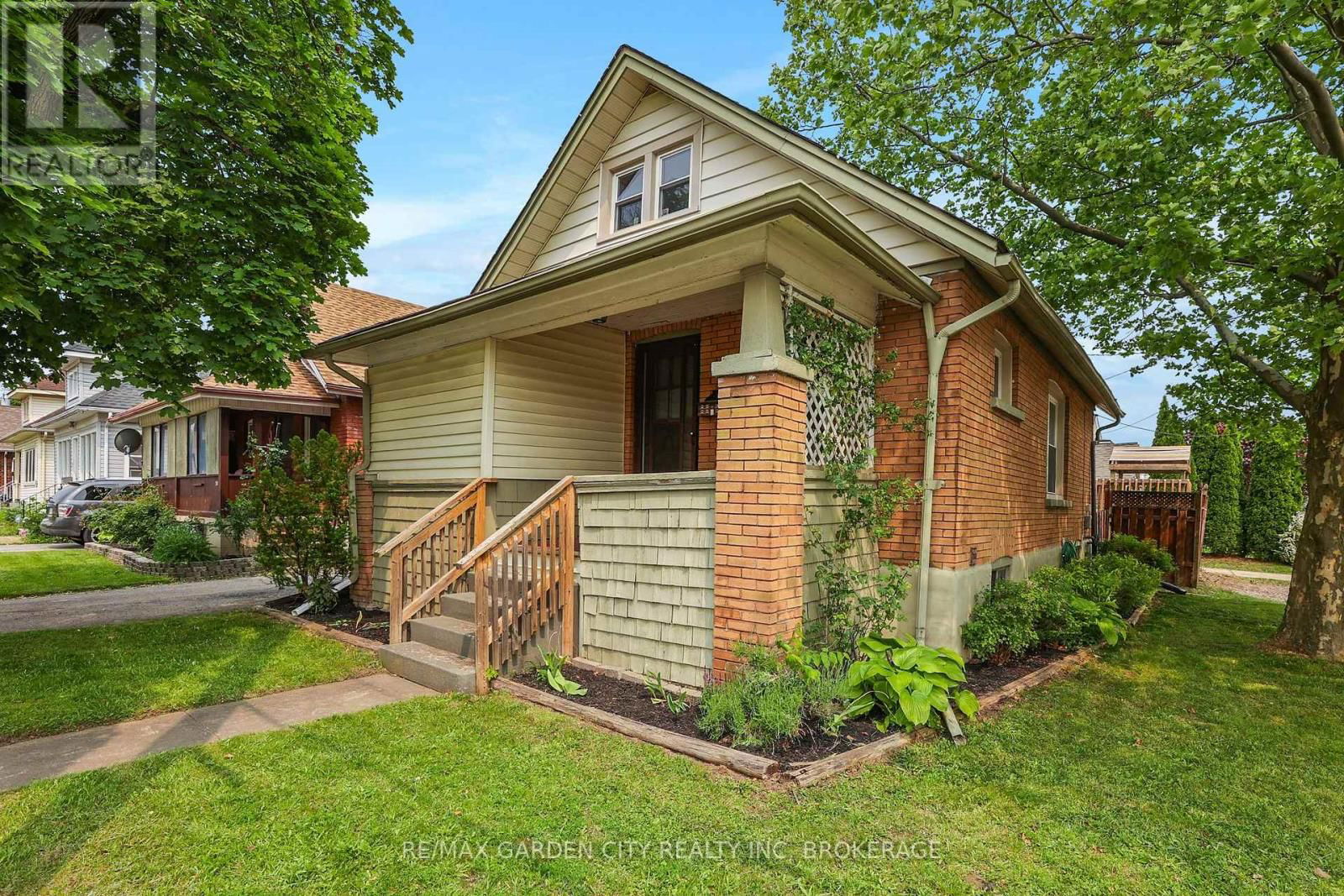 Primary Property View