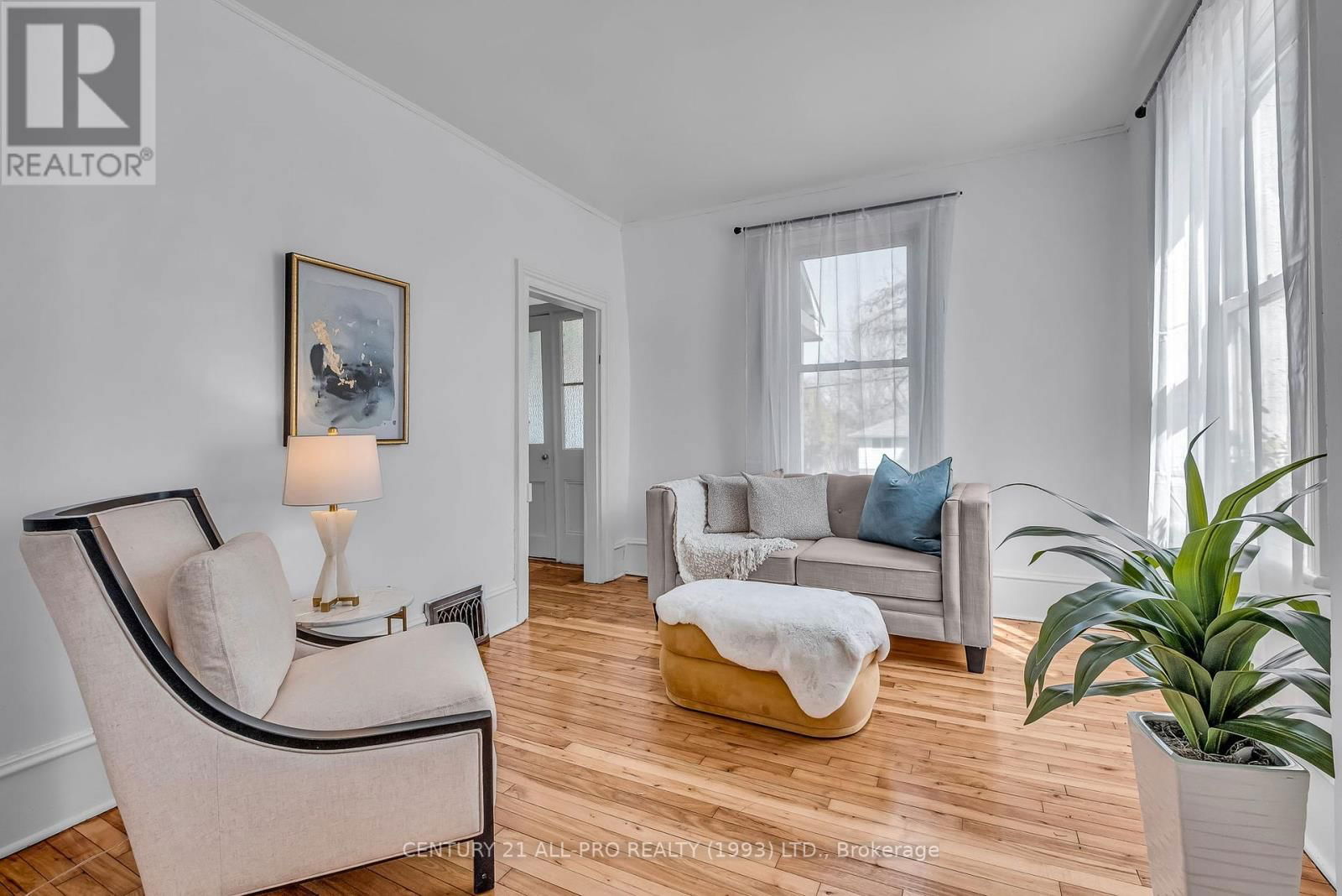 113 TREMAINE STREET Image 14