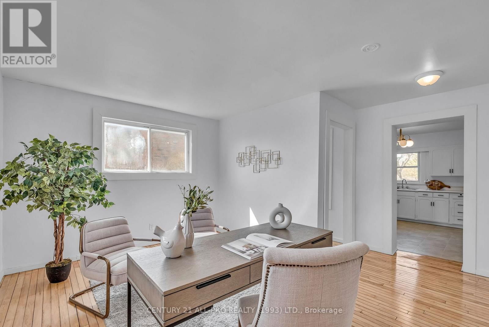 113 TREMAINE STREET Image 30