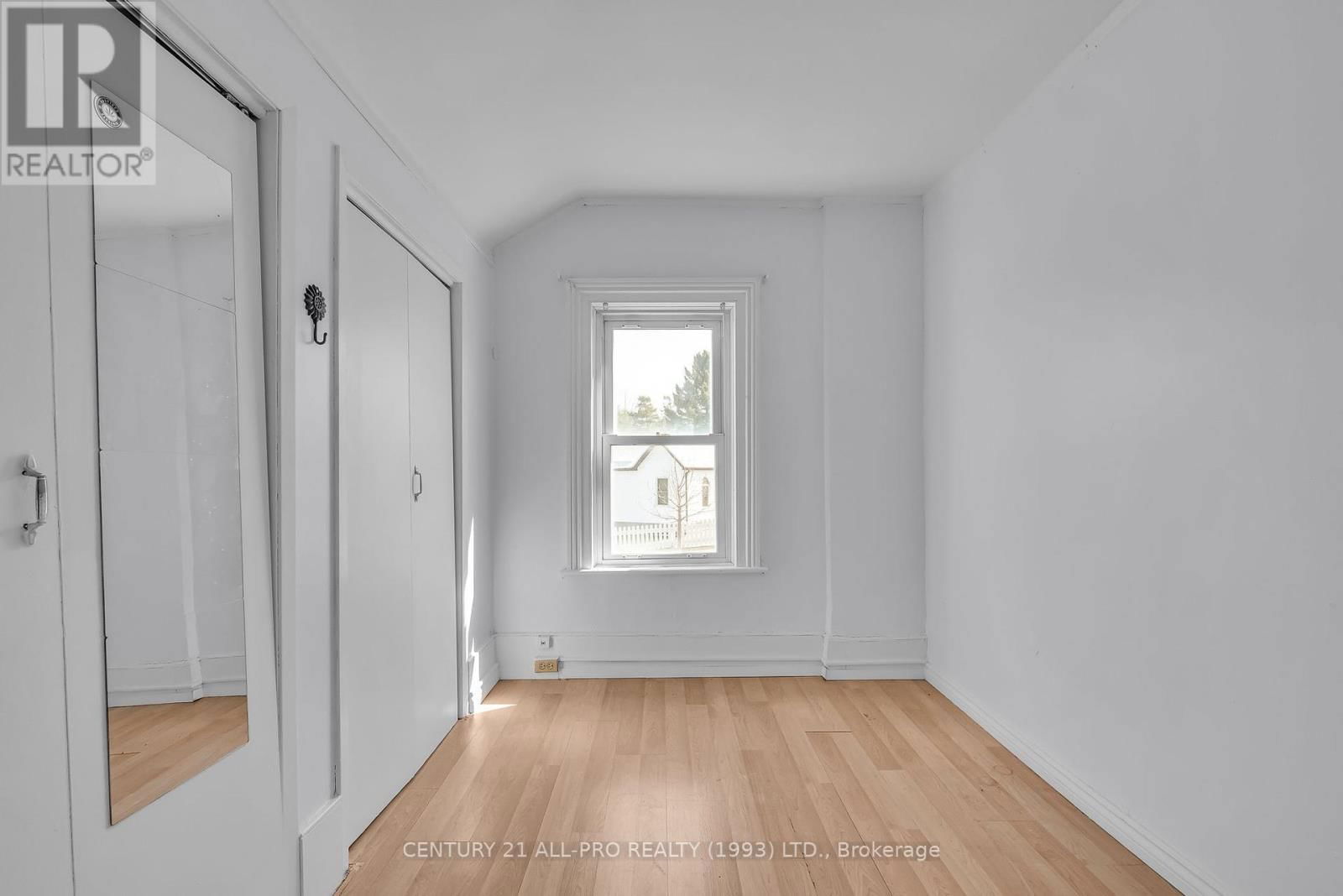 113 TREMAINE STREET Image 31