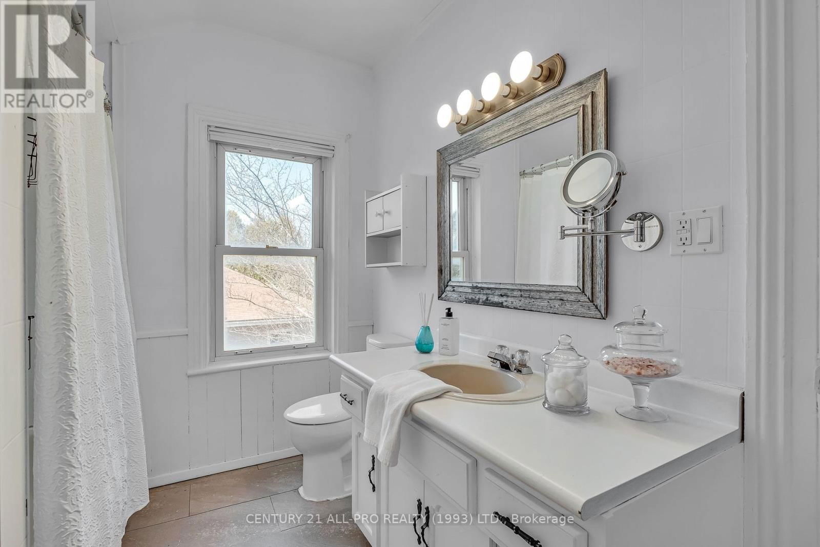 113 TREMAINE STREET Image 41