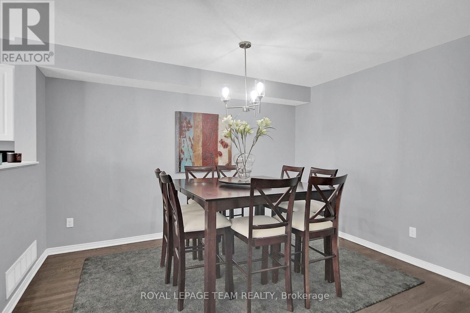 214 CITYVIEW CRESCENT Image 10