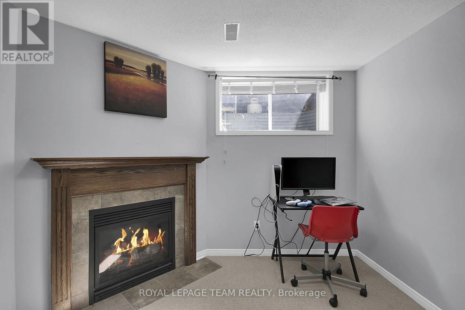 214 CITYVIEW CRESCENT Image 24