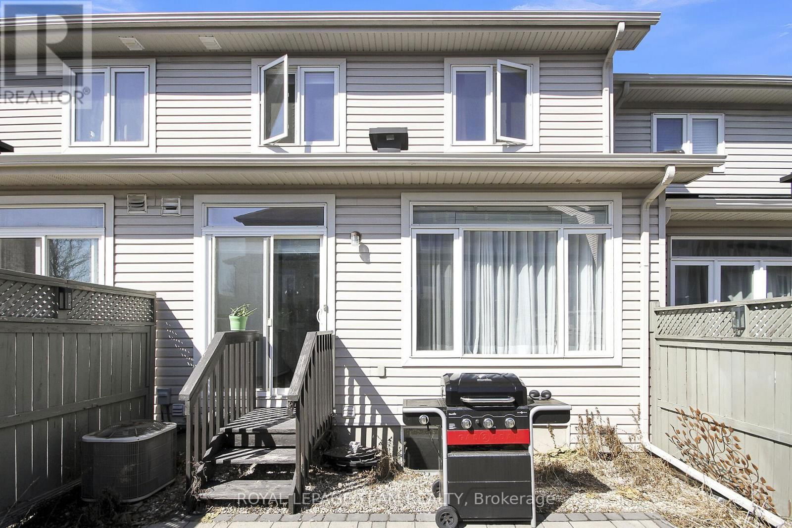 214 CITYVIEW CRESCENT Image 26