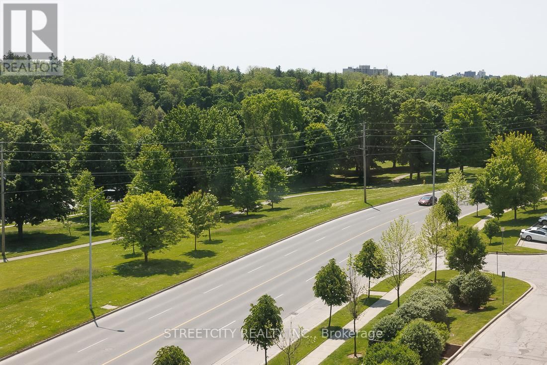608 - 521 RIVERSIDE DRIVE Image 30