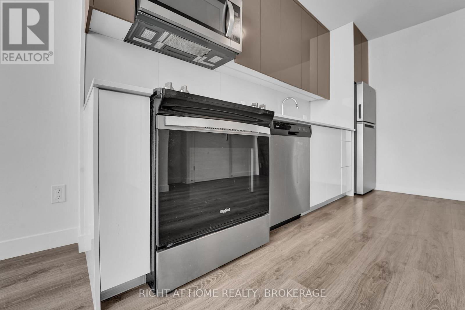 2401 - 60 FREDERICK STREET Image 14