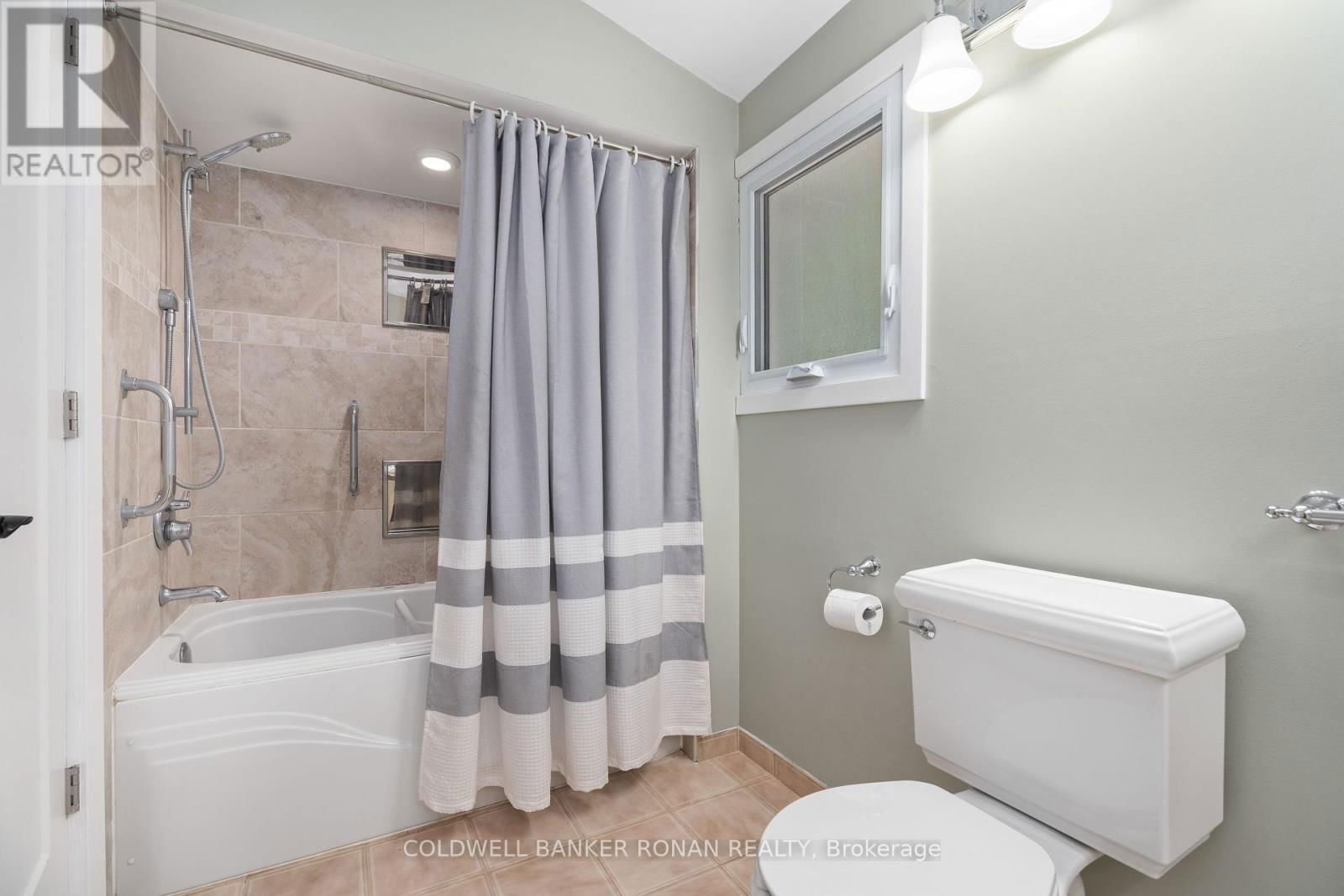 953026 7TH LINE Image 20