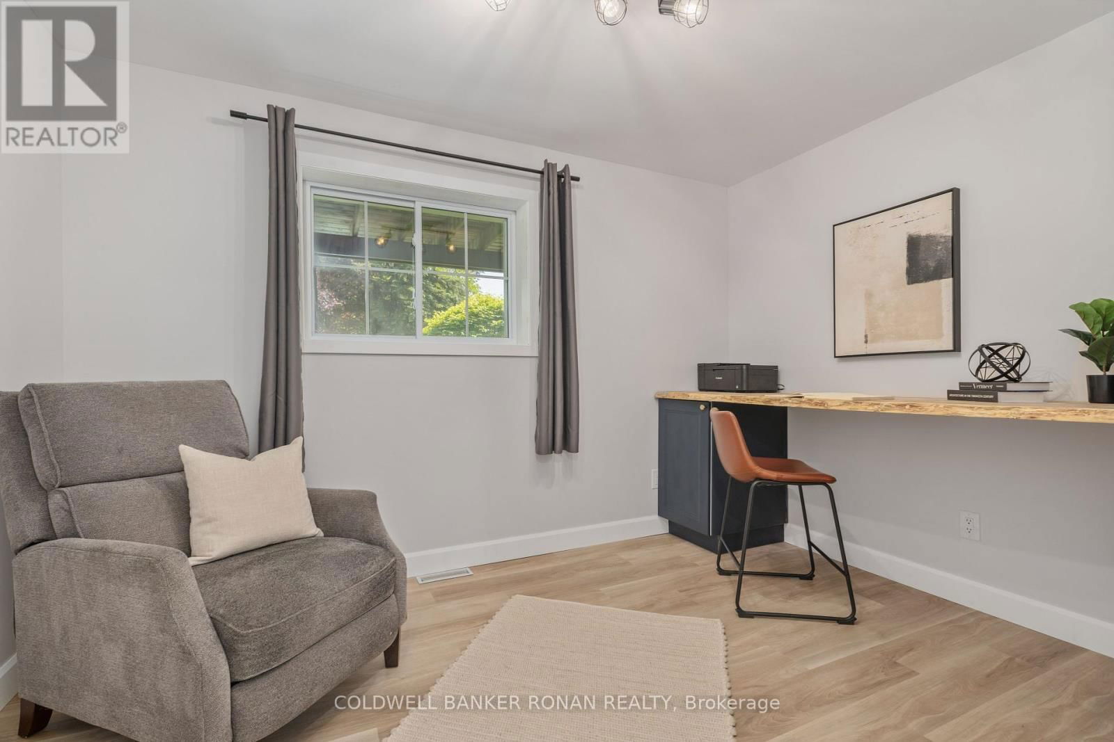 953026 7TH LINE Image 27
