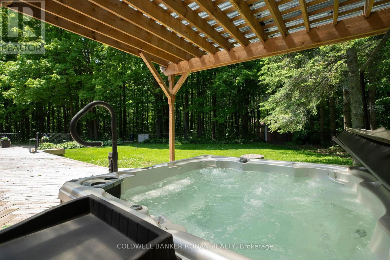 953026 7TH LINE Image 33