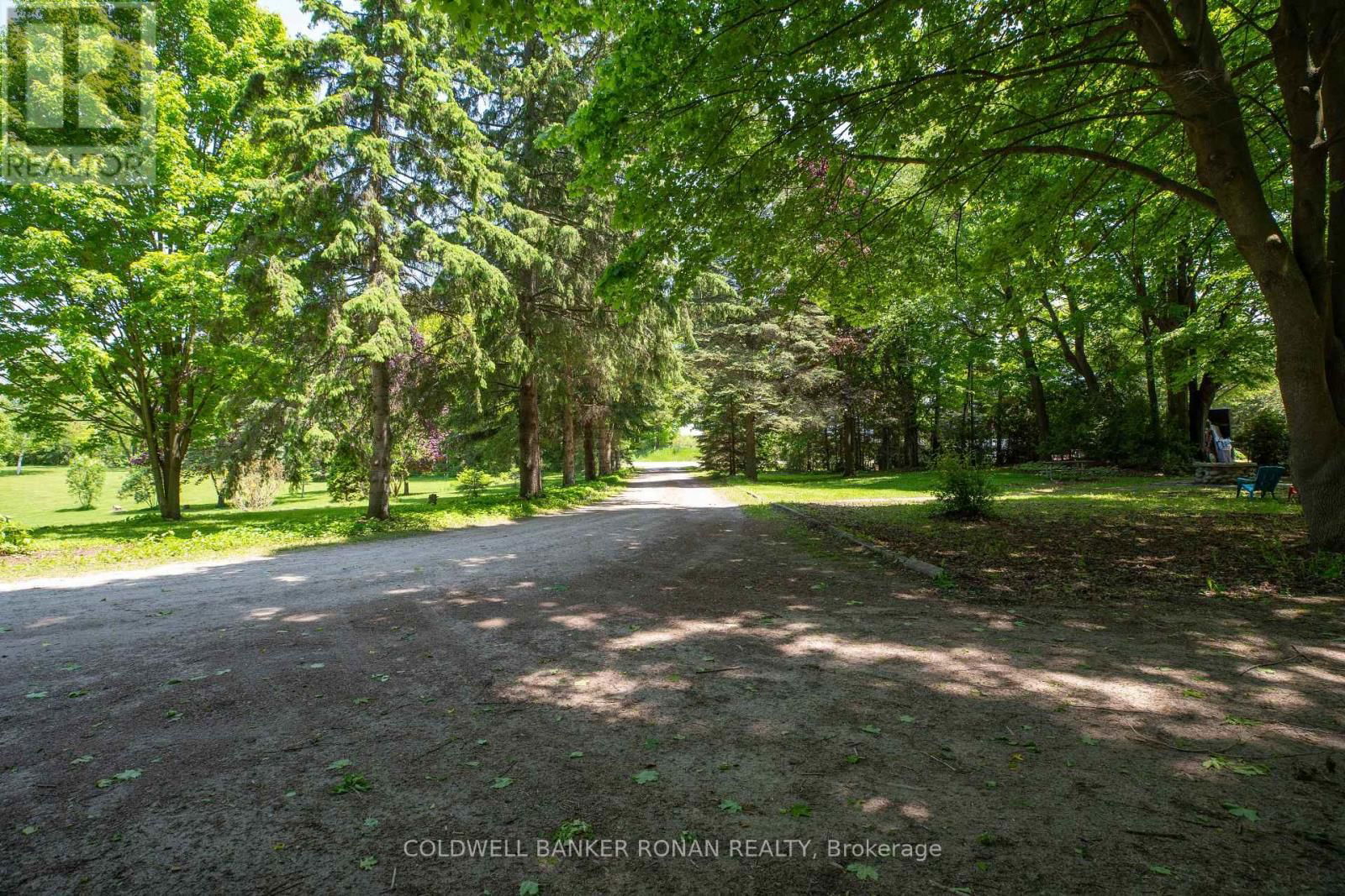 953026 7TH LINE Image 36