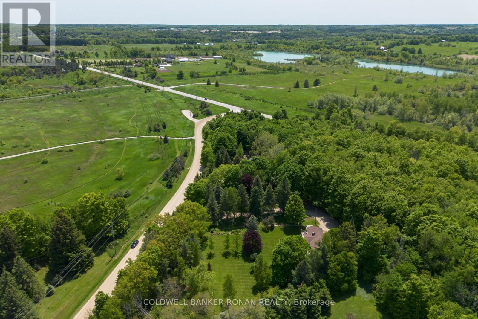 953026 7TH LINE Image 42