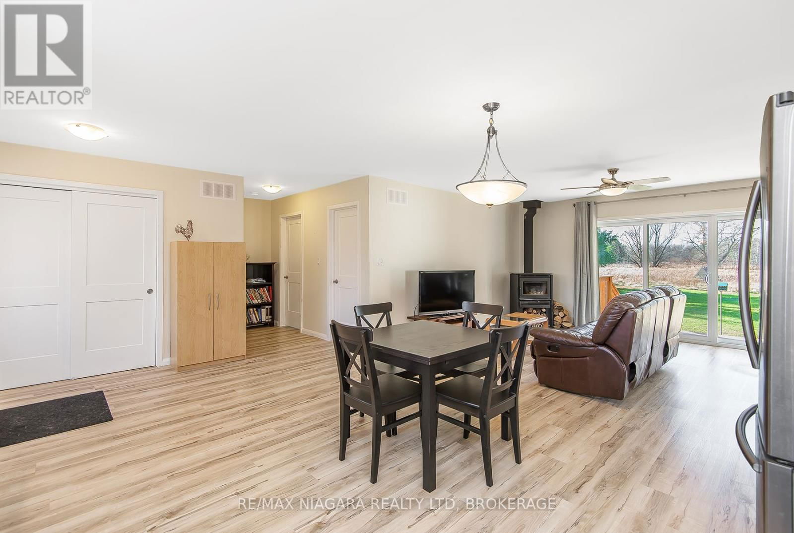 51480 HEWITT ROAD Image 18