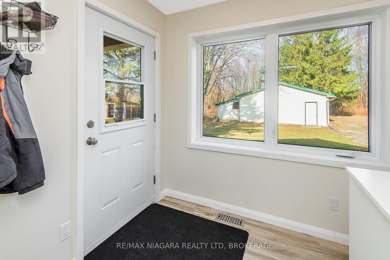 51480 HEWITT ROAD Image 31