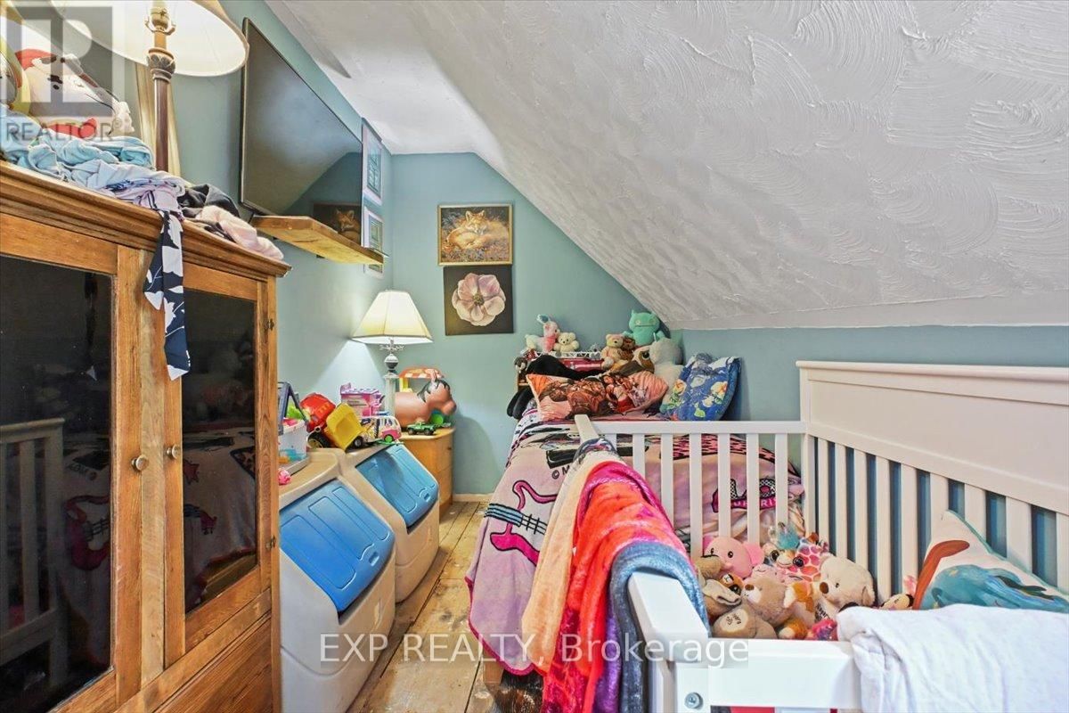 2182 SPRING STREET Image 13