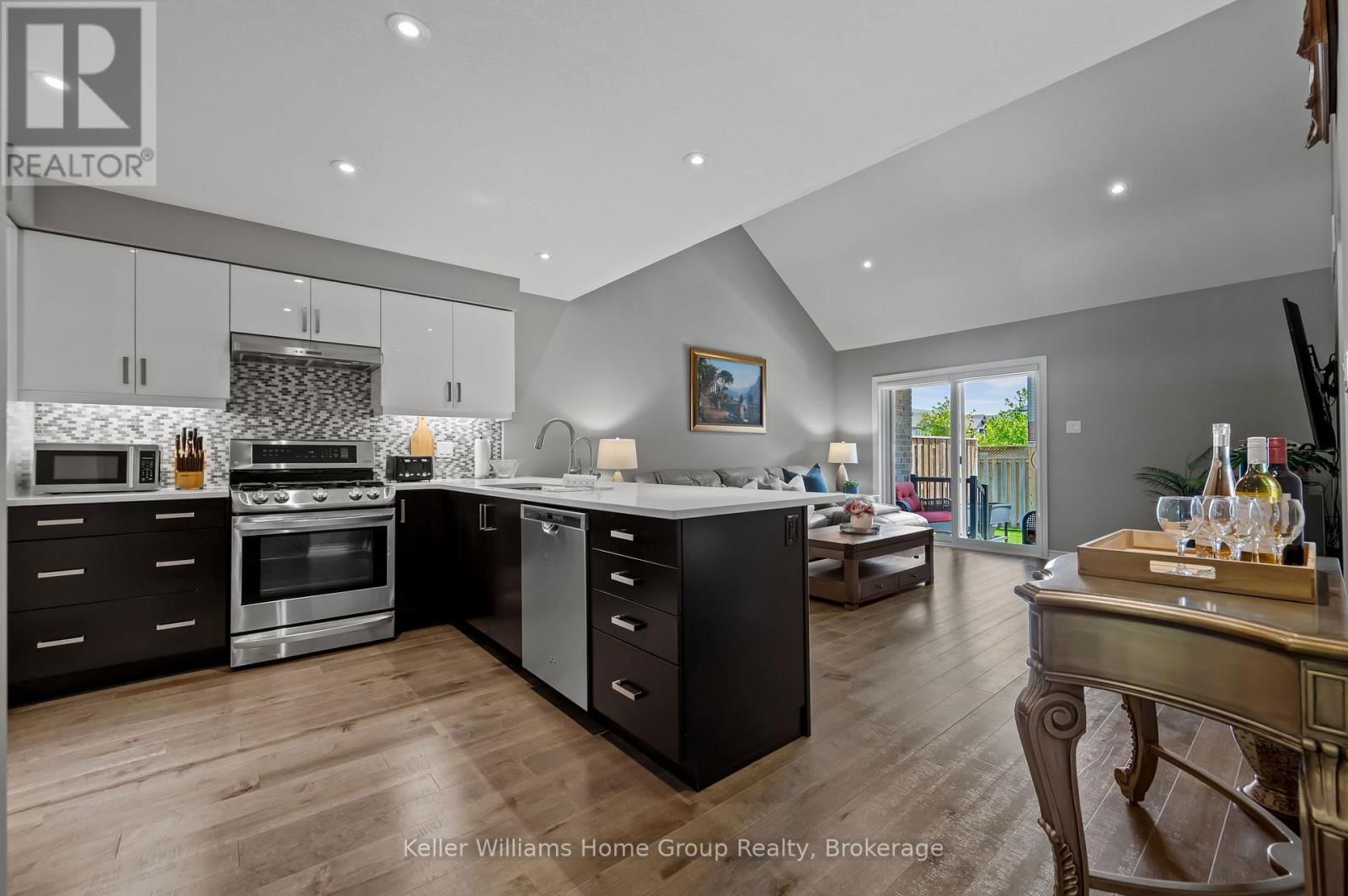 32 WESTMINSTER CRESCENT Image 11