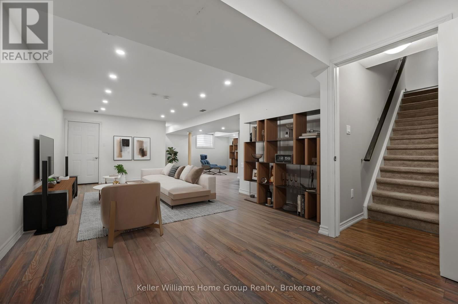 32 WESTMINSTER CRESCENT Image 34