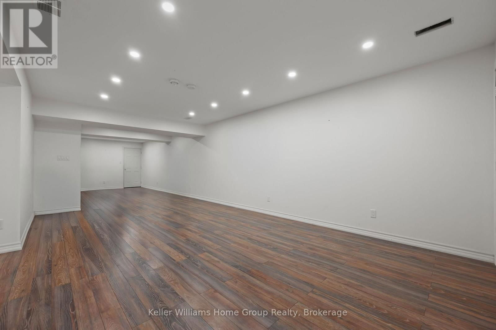32 WESTMINSTER CRESCENT Image 41