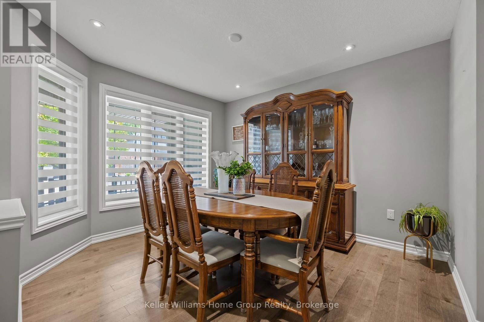 32 WESTMINSTER CRESCENT Image 8