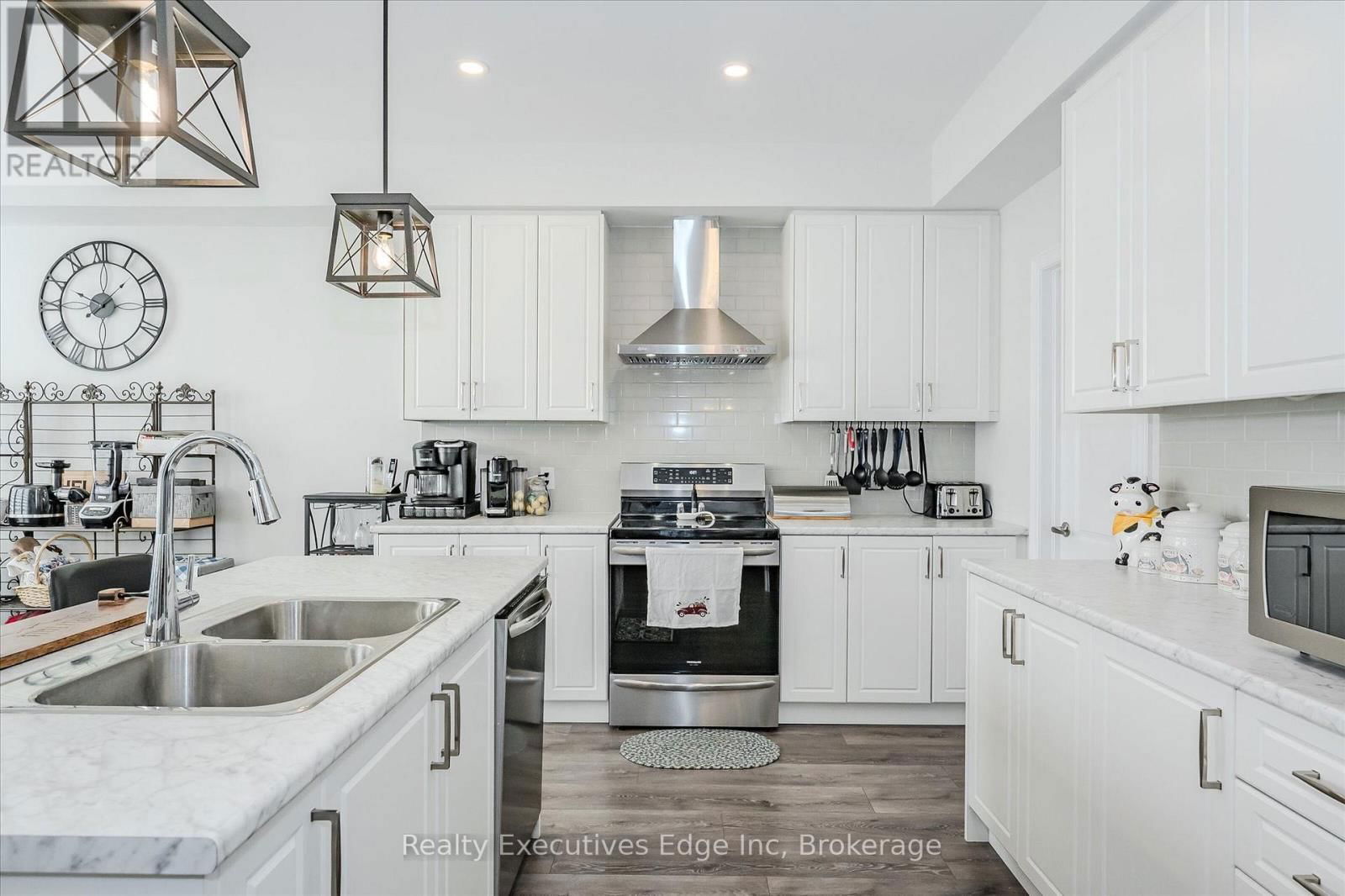 55 POVEY ROAD Image 17