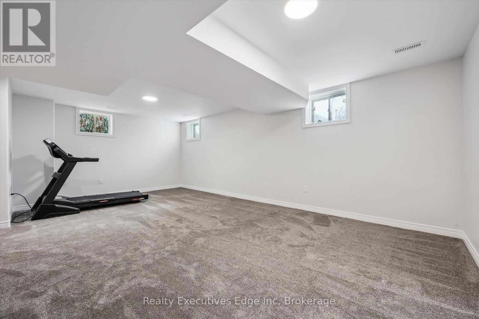 55 POVEY ROAD Image 39