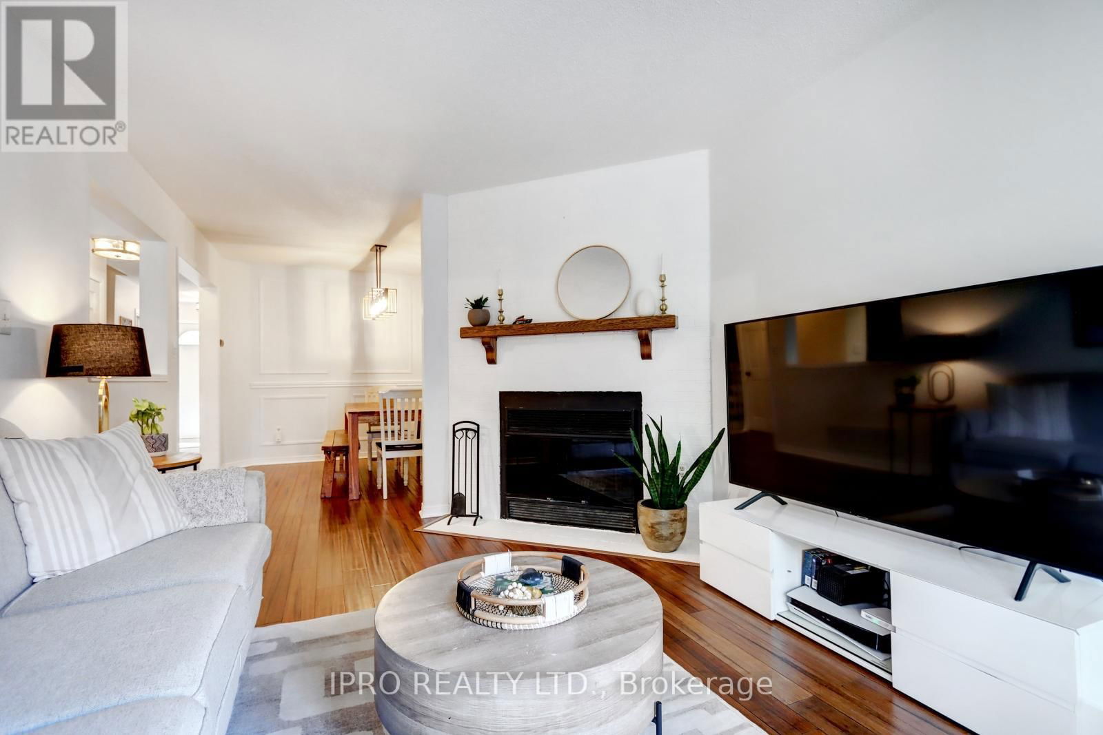 28 - 7 DAVIDSON BOULEVARD Image 18