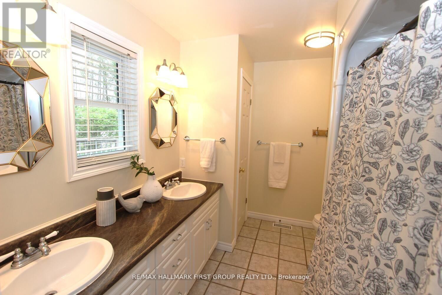 715 WHITEBIRCH ROAD Image 19