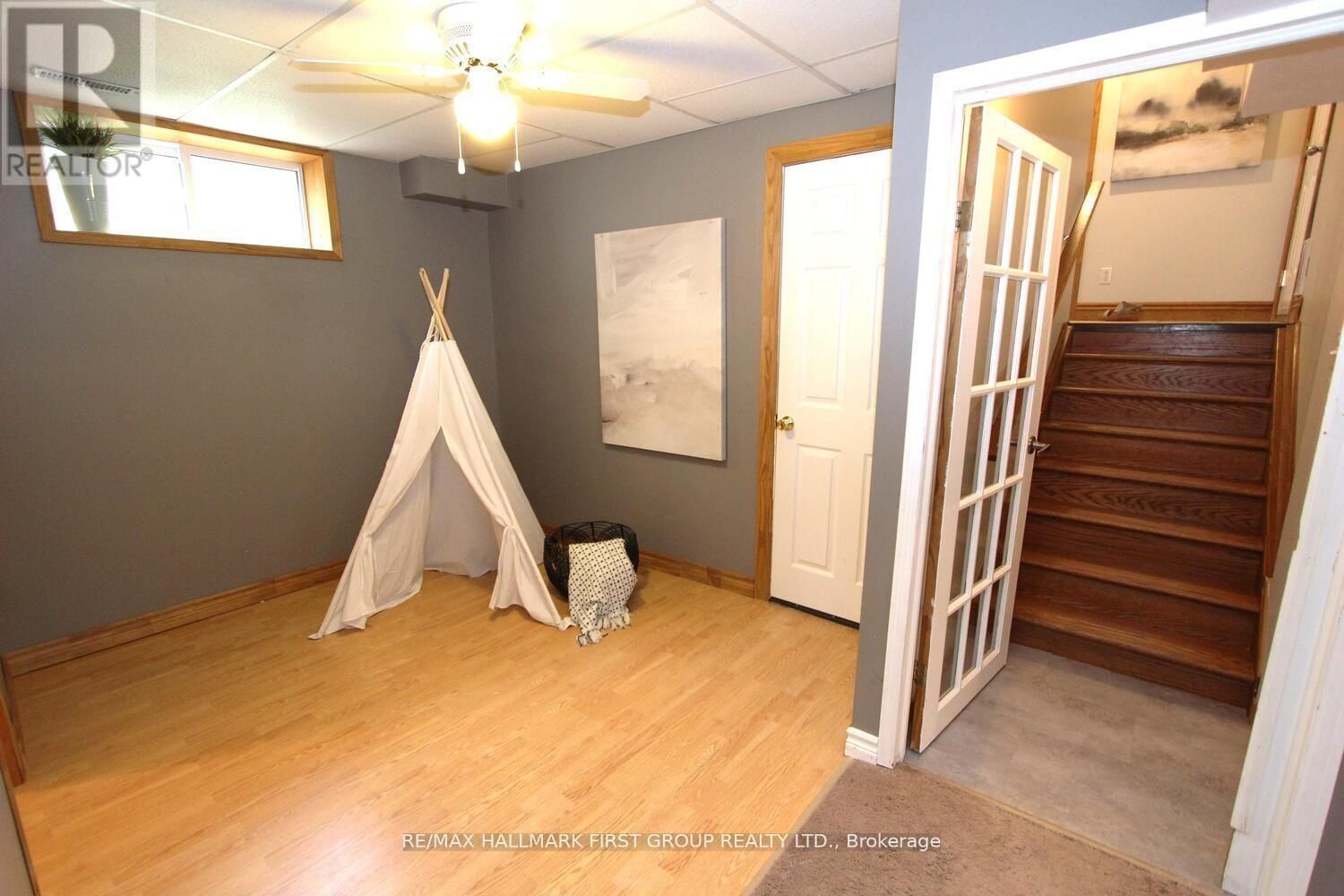 715 WHITEBIRCH ROAD Image 34