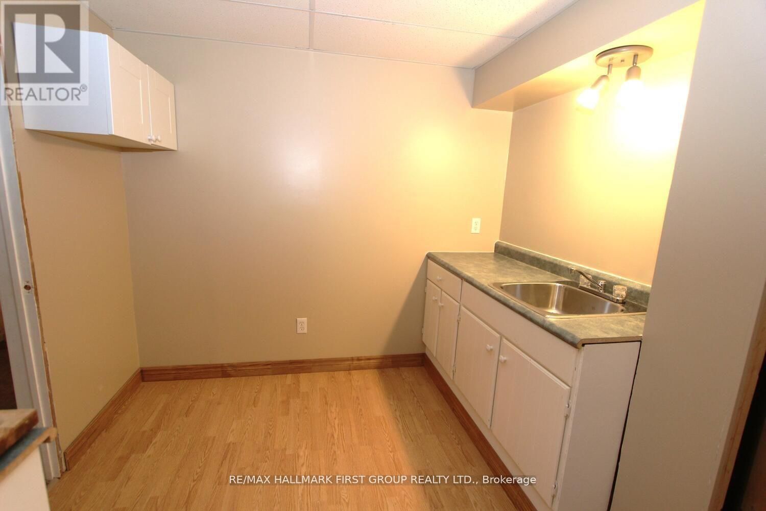 715 WHITEBIRCH ROAD Image 35