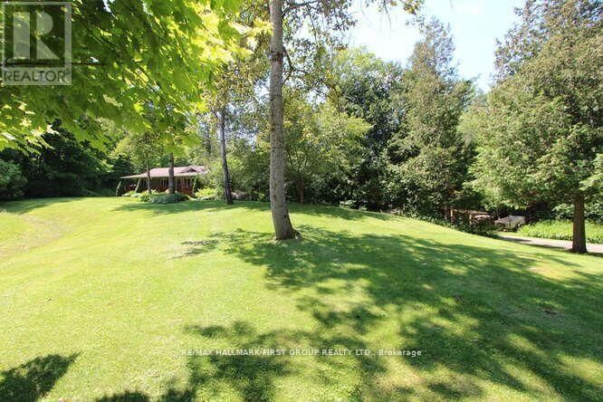 715 WHITEBIRCH ROAD Image 7