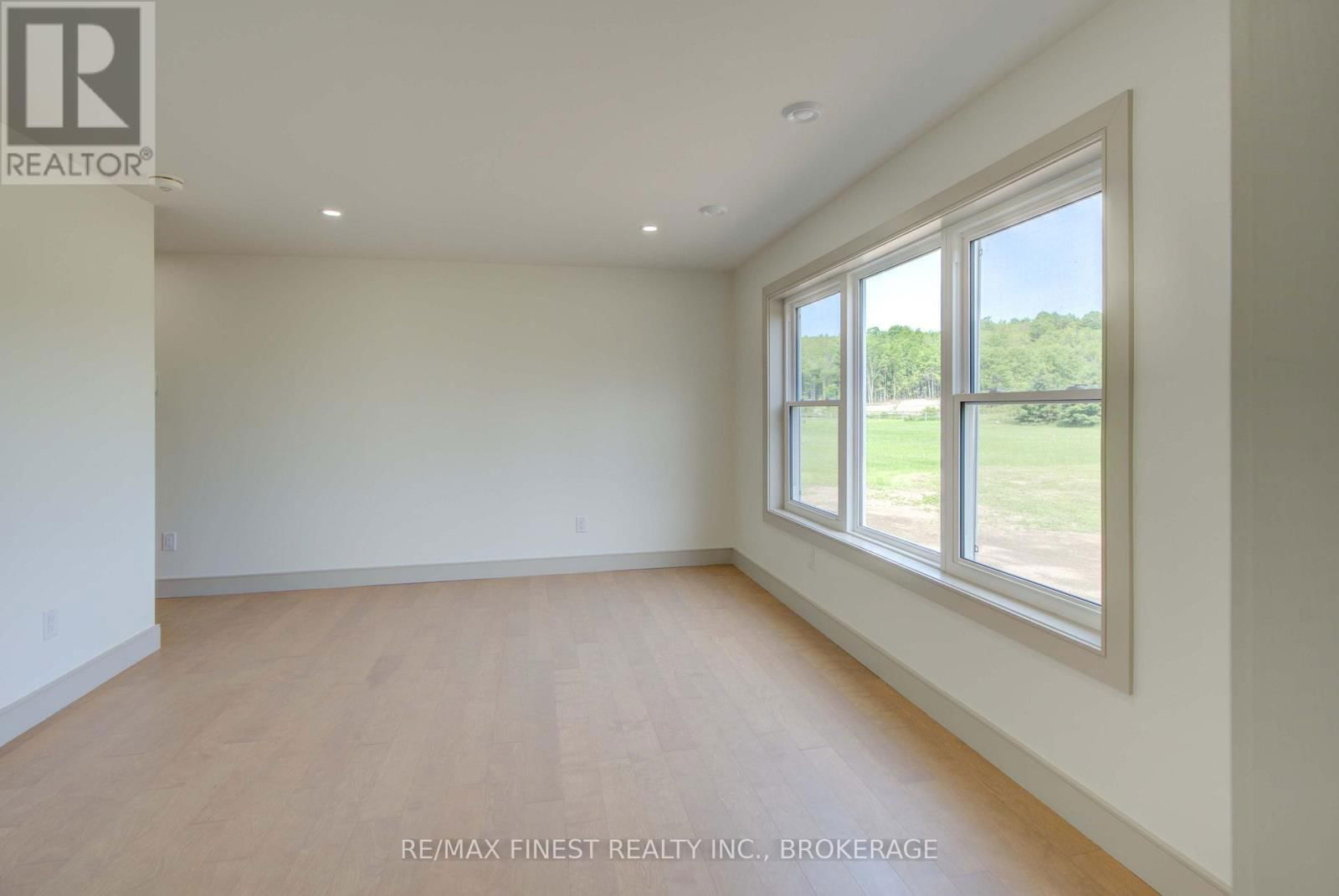 2206 SANDS ROAD Image 11