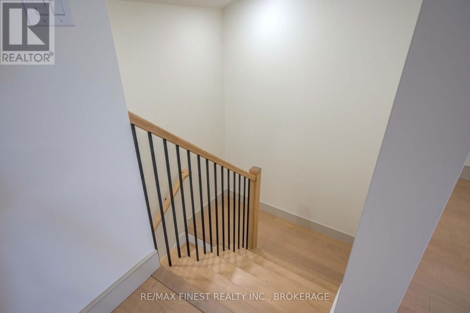 2206 SANDS ROAD Image 22