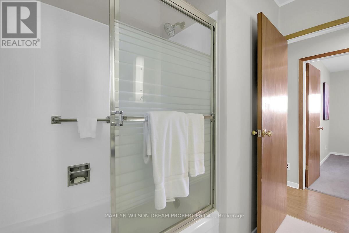 67 MEADOW LANE Image 25