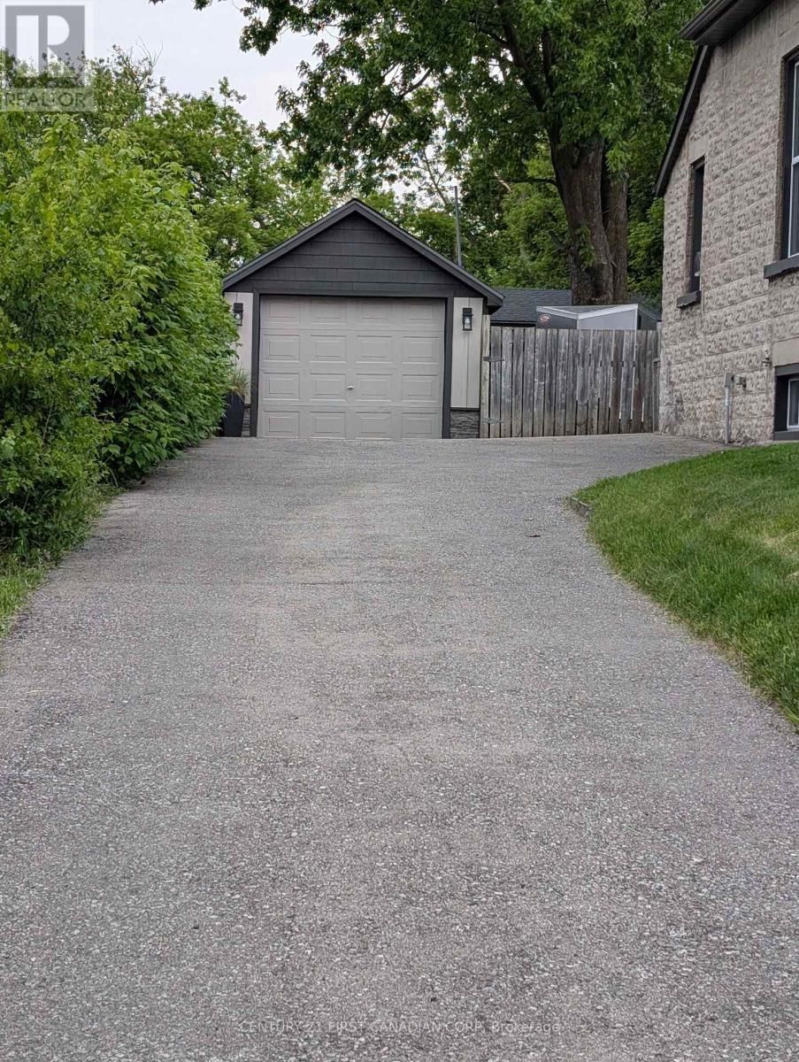 366 SALISBURY STREET Image 5
