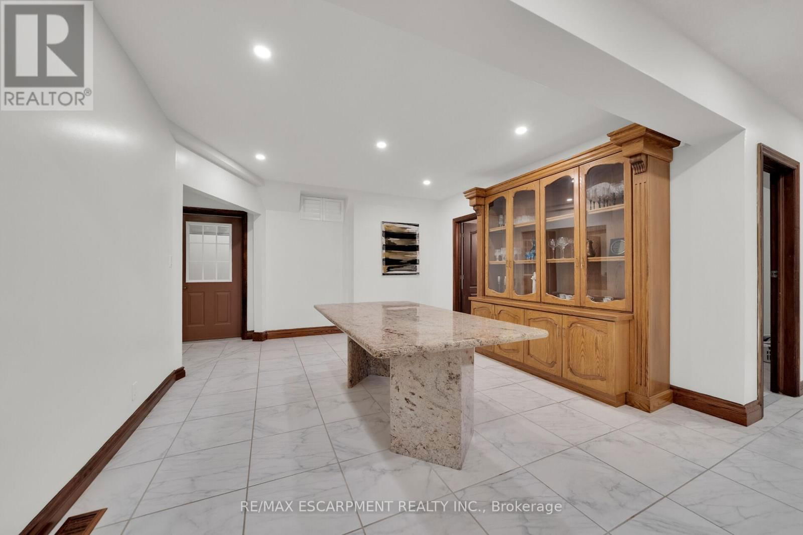 117 CHRISTOPHER DRIVE Image 29