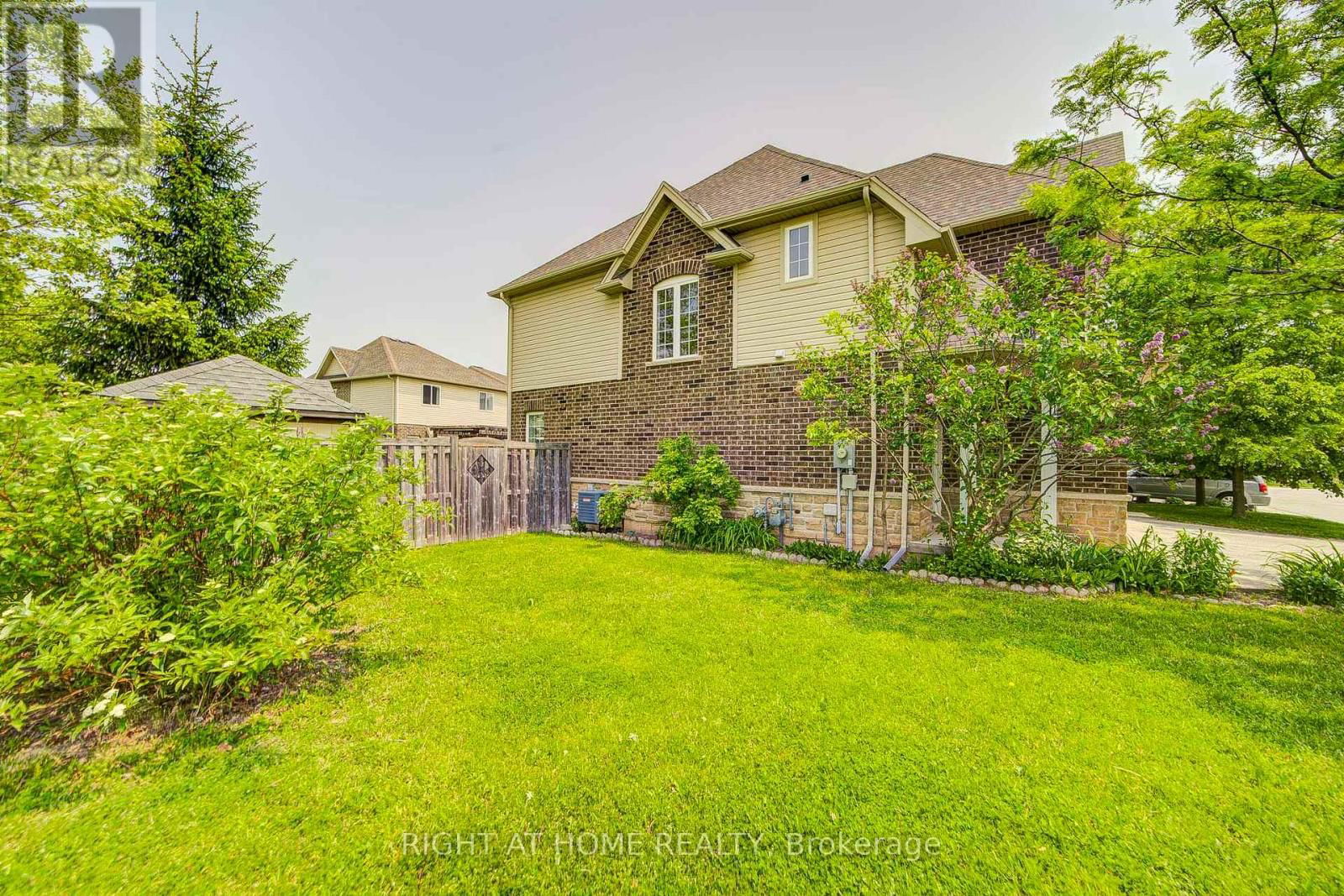 1 - 6 ATESSA DRIVE Image 15