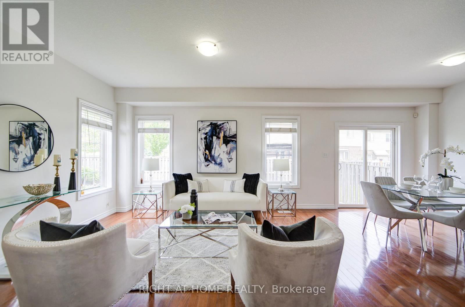 1 - 6 ATESSA DRIVE Image 2