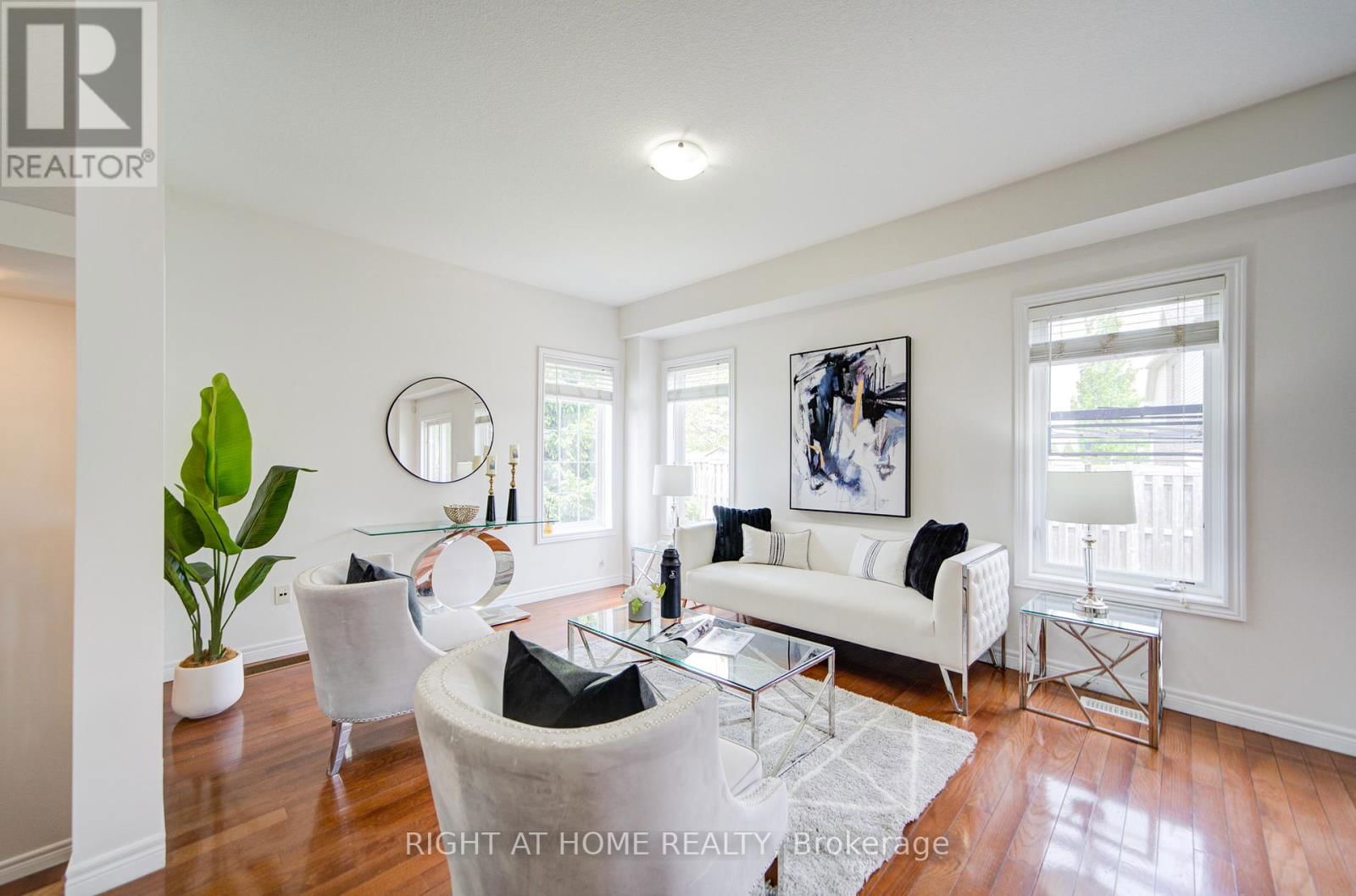 1 - 6 ATESSA DRIVE Image 4